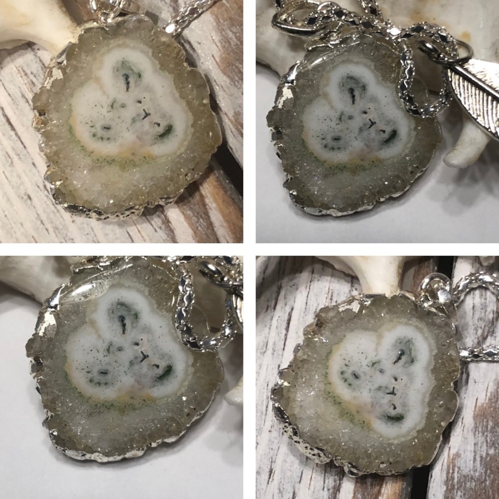 NWOT Stunning Small Solar Quartz Pendant– W44677-2 - Picture 6 of 8